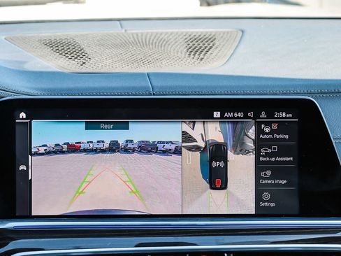 Used 2023 BMW X5 xDrive40i w/ M Sport Package image 34