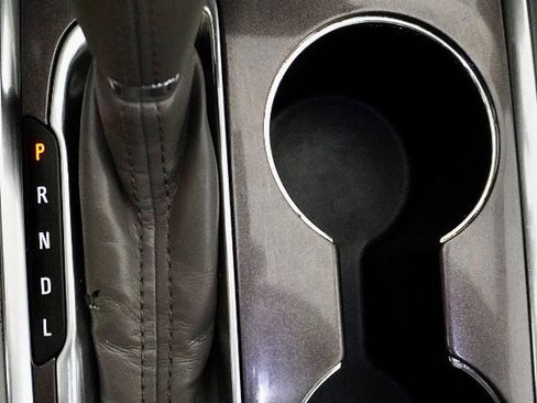 Used 2018 Chevrolet Malibu LT image 20