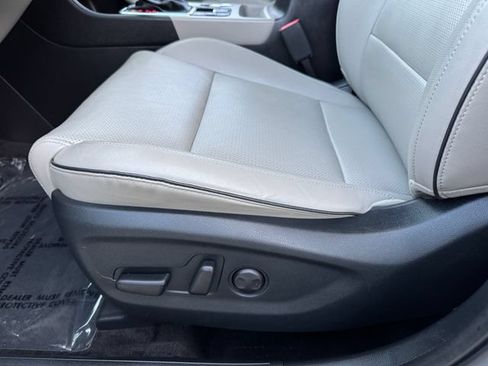 Used 2022 Kia Sportage EX w/ EX Technology Package AWD/4WD image 15