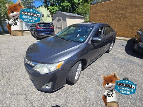 Used 2012 Toyota Camry XLE FWD image 2