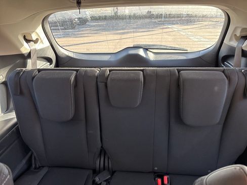 Certified 2024 Subaru Ascent Premium w/ Convenience Package image 6