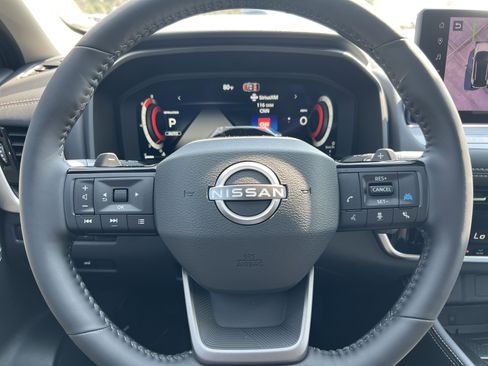 New 2026 Nissan Rogue Platinum image 19