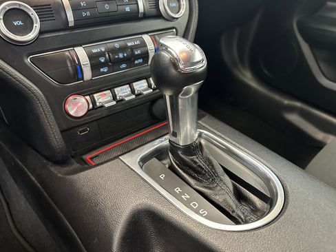 Used 2019 Ford Mustang Coupe w/ Ecoboost Performance Package image 25