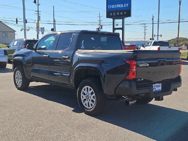 Used 2026 Toyota Tacoma SR AWD/4WD image 3