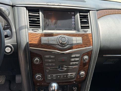 Used 2018 Nissan Armada Platinum w/ Interior Lighting Package RWD image 18