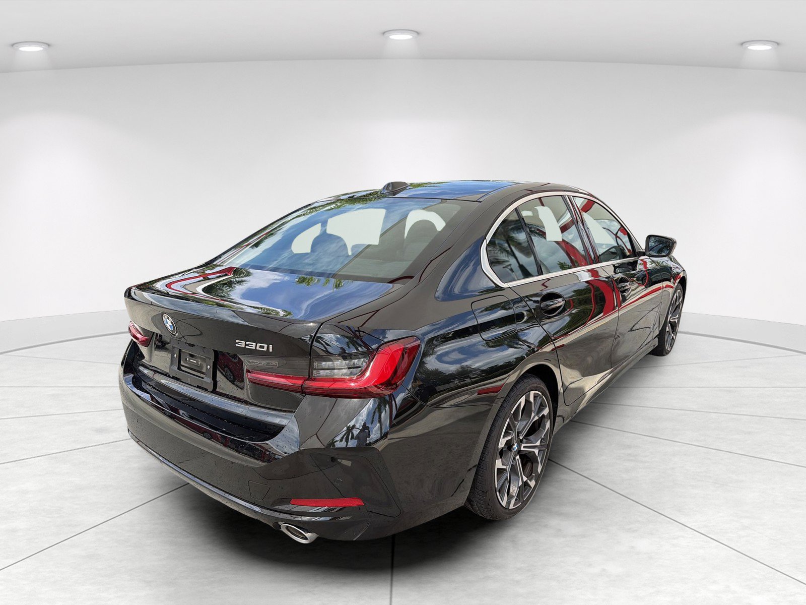 Used 2026 BMW 330i Sedan RWD image 4