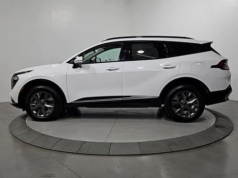 Used 2023 Kia Sportage SX image 2