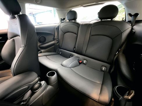 Used 2022 MINI Cooper S image 18