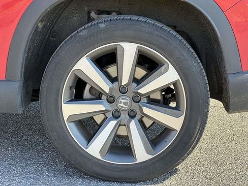 Used 2023 Honda Pilot Touring image 8