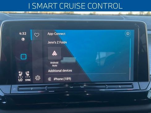 Used 2024 Volkswagen Atlas Cross Sport SE image 16