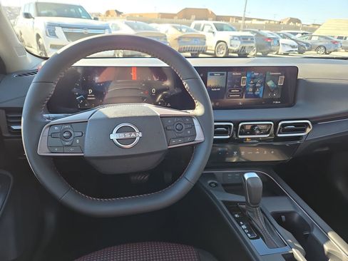 New 2026 Nissan Sentra SR w/ Floor Mat Package FWD image 13