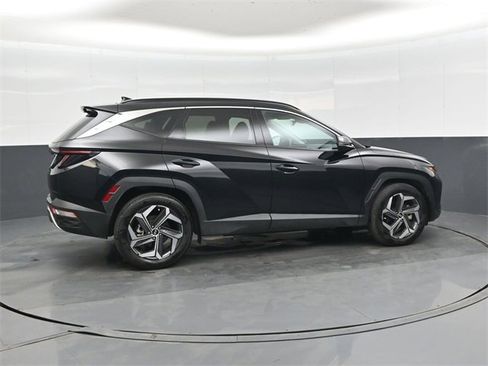 Used 2024 Hyundai Tucson Limited image 2