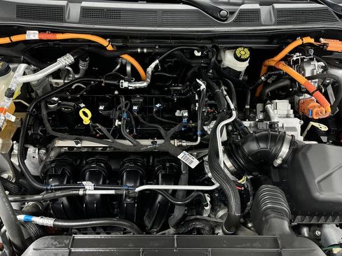 Used 2024 Lincoln Corsair Grand Touring w/ Equipment Group 301A image 39