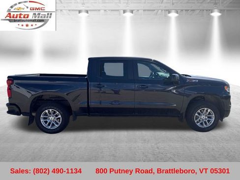Used 2024 Chevrolet Silverado 1500 RST w/ Z71 Off-Road Package AWD/4WD image 6