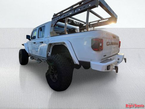 Used 2022 Jeep Gladiator Rubicon w/ LED Lighting Group AWD/4WD image 3