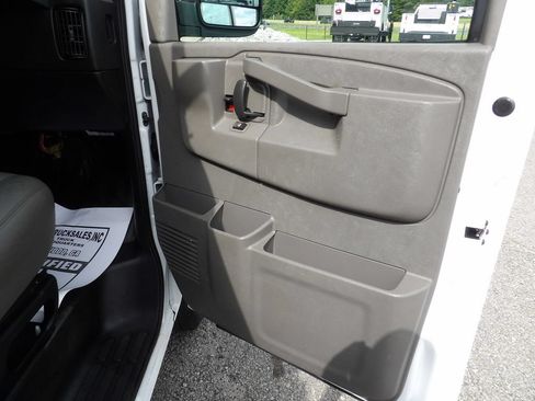 Used 2020 Chevrolet Express 2500 w/ Driver Convenience Package RWD image 32