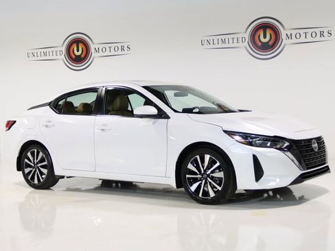 Used 2025 Nissan Sentra SV w/ SV Premium Package image 72