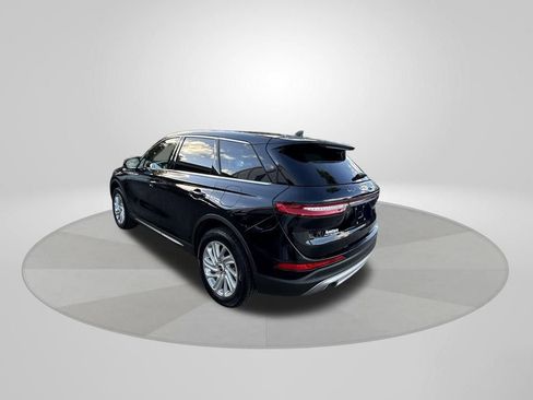 Used 2024 Lincoln Corsair FWD image 5