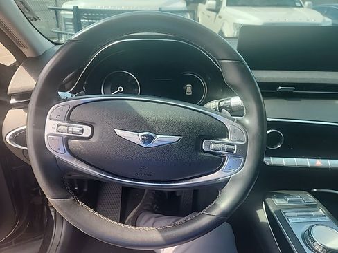 Used 2025 Genesis GV70 2.5T AWD/4WD image 21