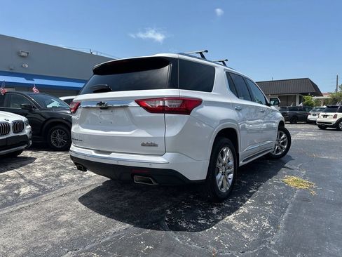 Used 2019 Chevrolet Traverse High Country w/ LPO, 'HIT The Road' Package AWD/4WD image 4