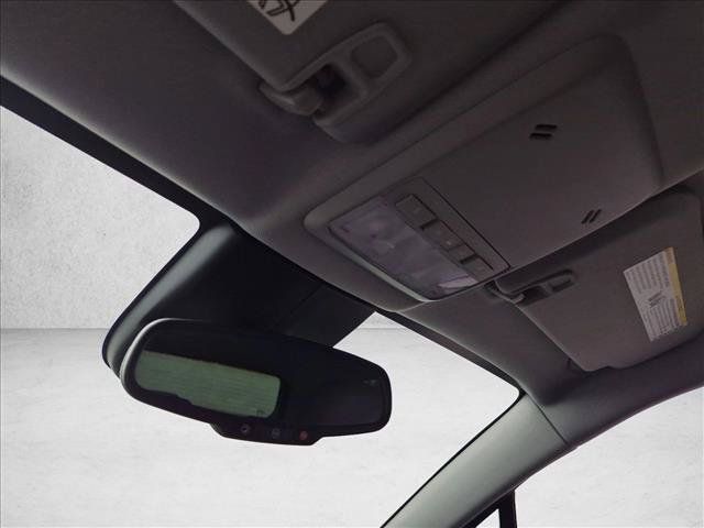 Used 2019 Chevrolet Trax LT FWD image 14