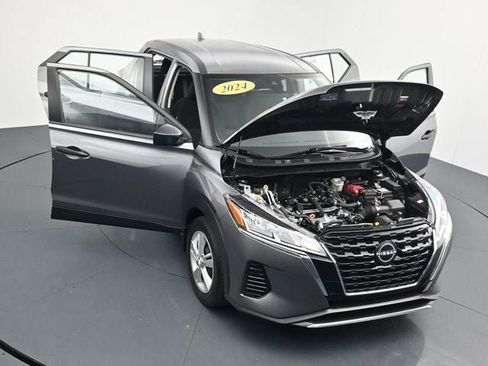 Used 2024 Nissan Kicks S FWD image 36