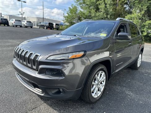 Used 2014 Jeep Cherokee Latitude FWD image 4