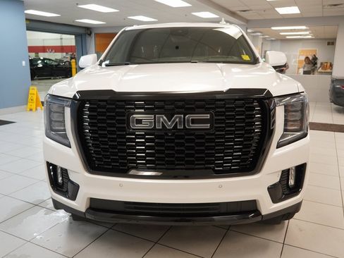 Used 2023 GMC Yukon Denali Ultimate image 17