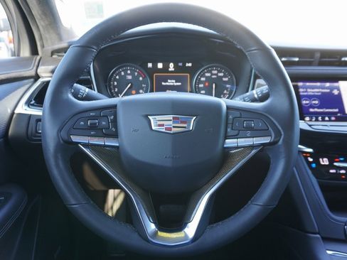 Used 2020 Cadillac XT6 Premium Luxury w/ Platinum Package image 10