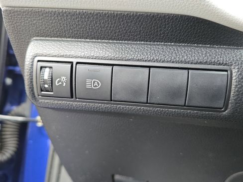 Used 2021 Toyota Corolla SE image 25