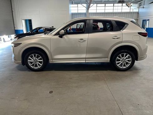 Used 2025 MAZDA CX-5 AWD 2.5 S w/ Select Package image 6