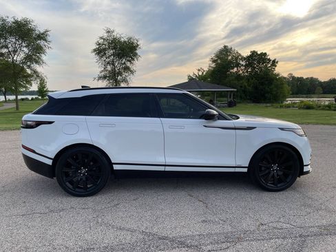 Used 2020 Land Rover Range Rover Velar R-Dynamic S AWD/4WD image 25