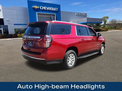 Used 2022 Chevrolet Suburban LS AWD/4WD image 7