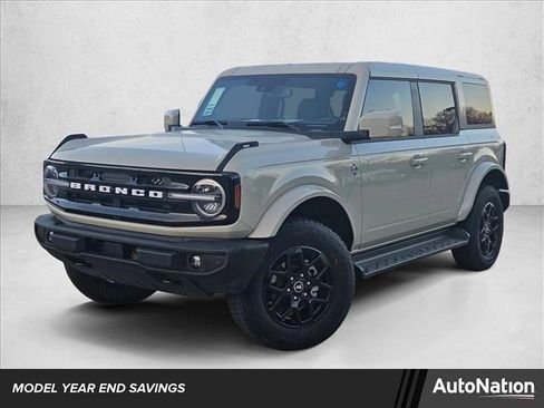 New 2025 Ford Bronco Outer Banks AWD/4WD image 1