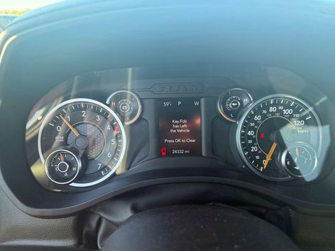 Certified 2022 RAM 1500 Big Horn image 23