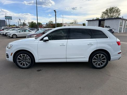 Used 2018 Audi Q7 3.0T Premium Plus w/ Premium Plus Package AWD/4WD image 6