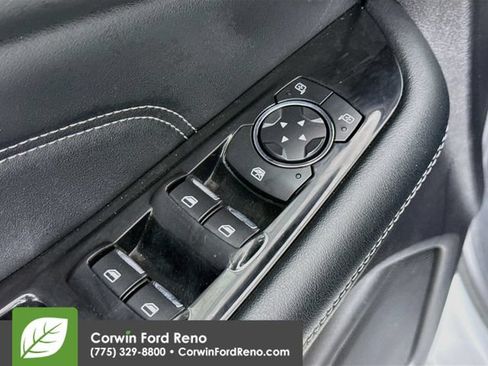 Used 2016 Ford Edge Titanium AWD/4WD image 19