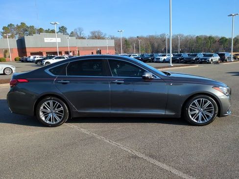 Used 2018 Genesis G80 3.8 AWD/4WD image 3