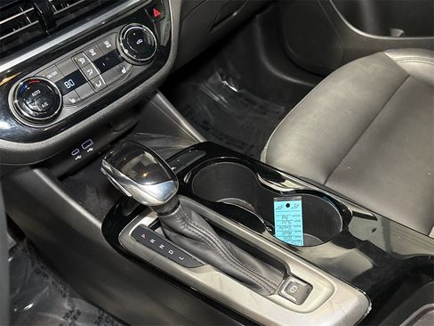 Used 2024 Buick Envista Sport Touring w/ Convenience I Package image 19
