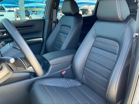 Used 2025 Honda CR-V Sport-L image 9