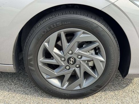 Used 2024 Hyundai Elantra SEL FWD image 26