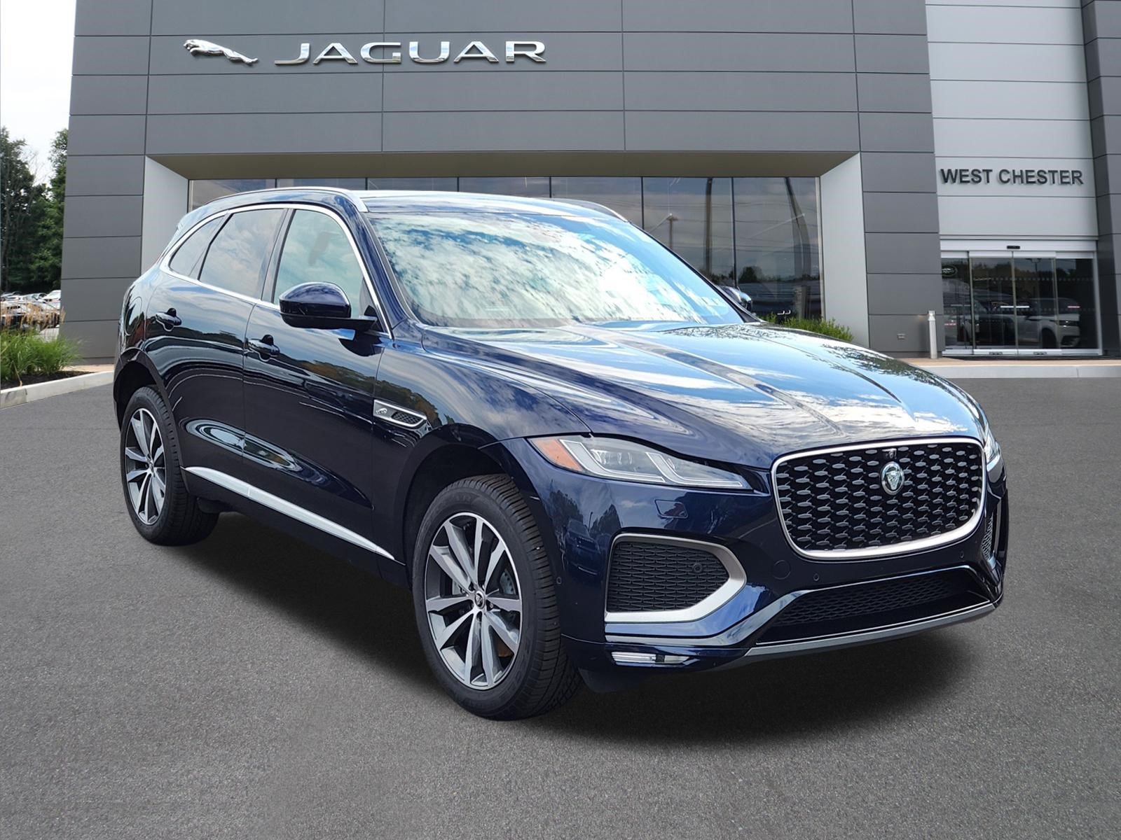 Certified 2026 Jaguar F-PACE R-Dynamic S AWD/4WD image 2