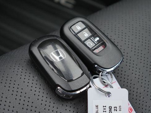 Used 2023 Honda Civic Touring image 29