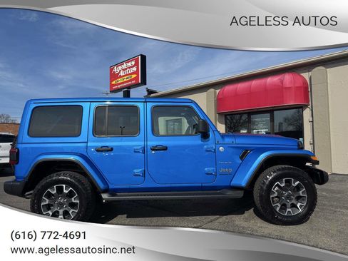 Used 2024 Jeep Wrangler Unlimited Sahara w/ Technology Group image 1