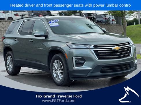 Used 2023 Chevrolet Traverse LT FWD image 38
