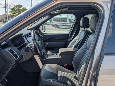 Used 2023 Land Rover Discovery S R-Dynamic AWD/4WD image 16
