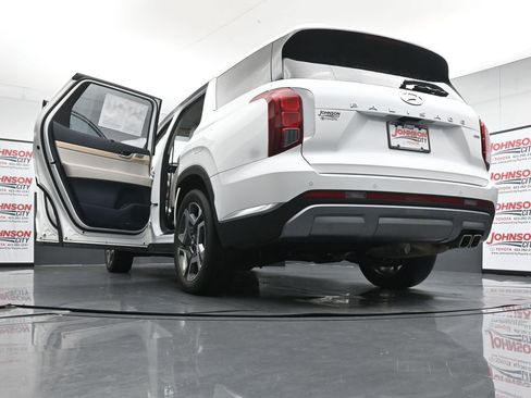 Used 2023 Hyundai Palisade Limited AWD/4WD image 44