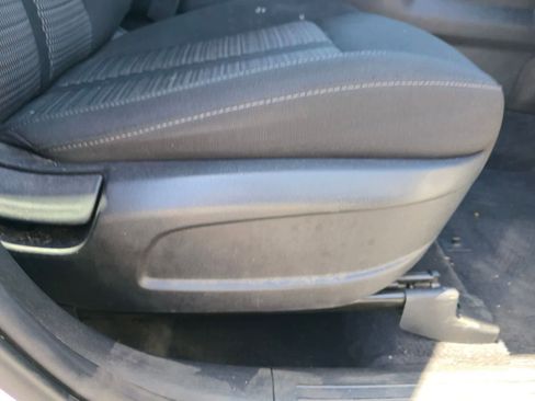 Used 2023 Kia Sorento LX image 14