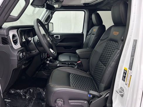 New 2025 Jeep Wrangler Unlimited Sahara w/ Safety Group AWD/4WD image 15