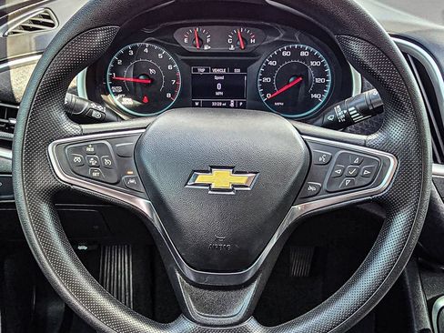 Used 2025 Chevrolet Malibu LT FWD image 26